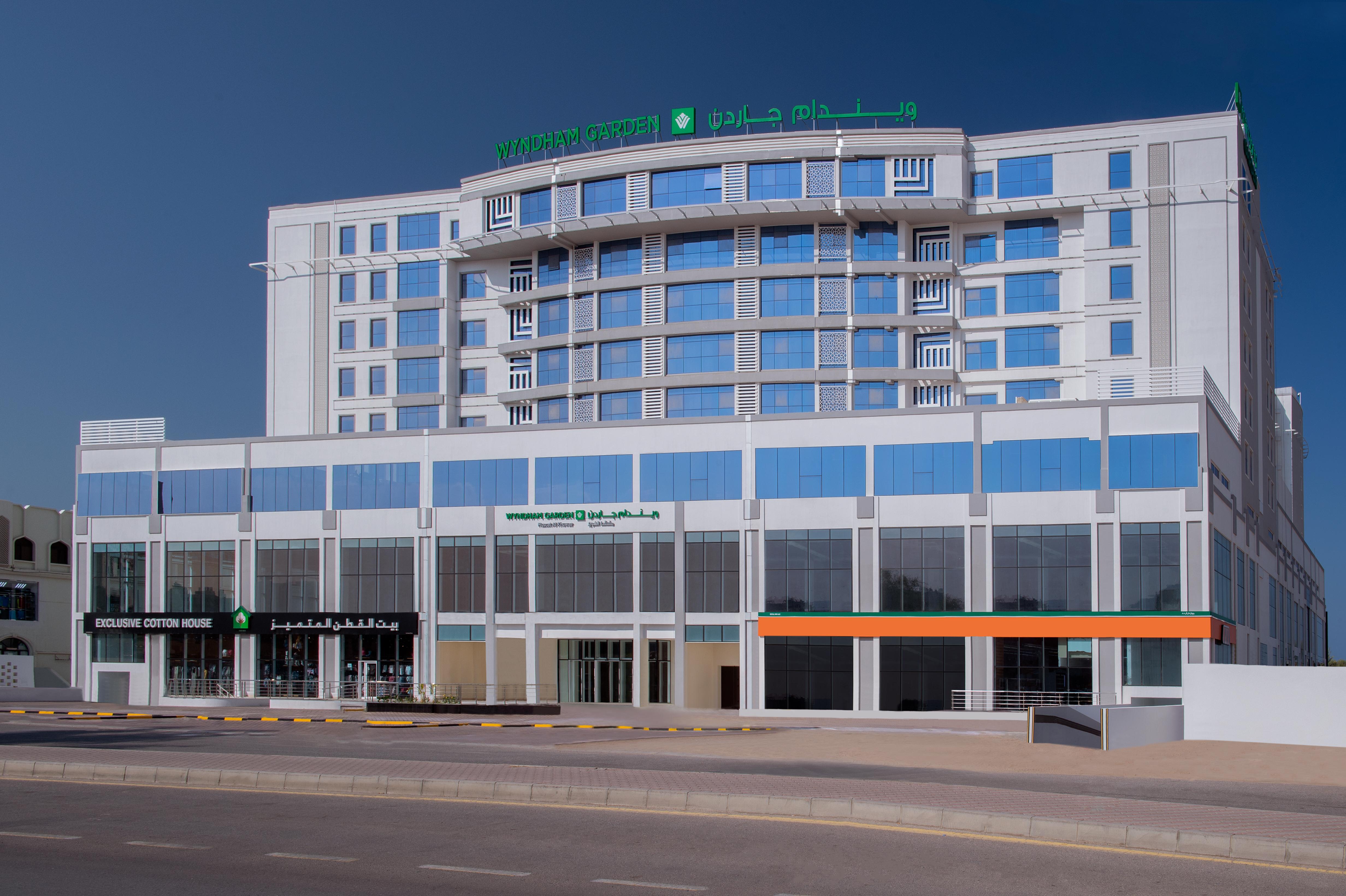 Hotel Wyndham Garden Muscat Al Khuwair Exterior foto
